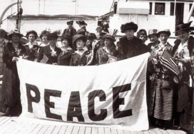 ¡Deponed las Armas, Hombres! Compromiso de las Mujeres en la Lucha por la Paz. El Primer Congreso Internacional de Mujeres Pacifistas de 1915.